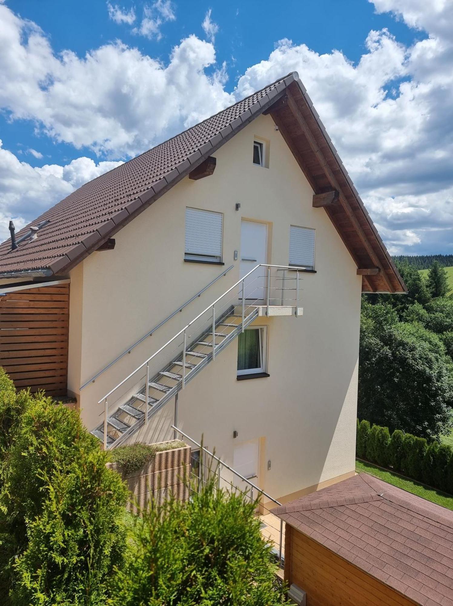 Unterkirnach Ferienwohnung Am Bach מראה חיצוני תמונה